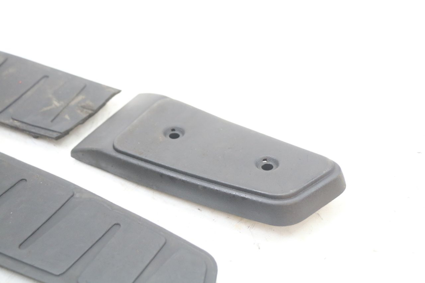 photo de FOOTBOARD MAT PIAGGIO MP3 LT 400 (2007 - 2012) - Technical close-up