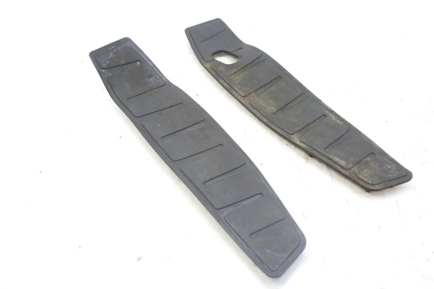 photo de FOOTBOARD MAT PIAGGIO MP3 RL 250 (2006 - 2010) - Main view