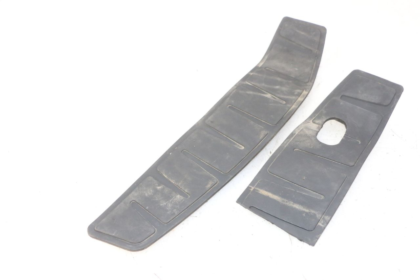 photo de FOOTBOARD MAT PIAGGIO MP3 RL 250 (2006 - 2010) - Main view