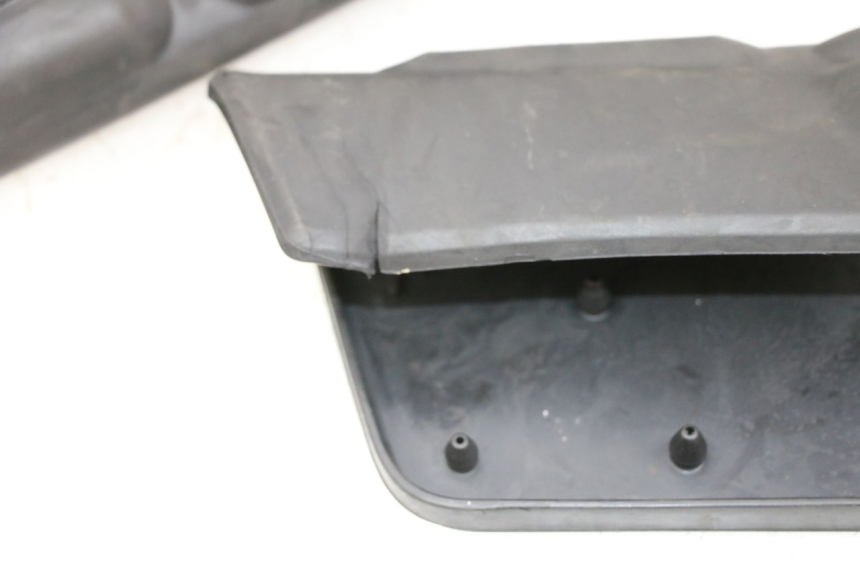 photo de FLOOR PANEL RUBBER YAMAHA NEO'S CORE 1 (2022 - 2026) - Alternative perspective