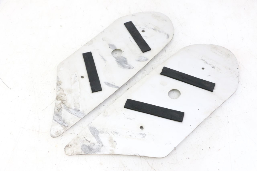 photo de FOOTBOARD MAT PEUGEOT KISBEE 4T 50 (2018 - 2022) - Alternative perspective