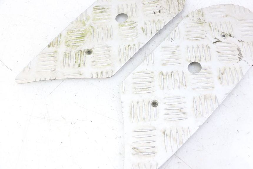 photo de FOOTBOARD MAT PEUGEOT KISBEE 4T 50 (2018 - 2022) - Technical close-up