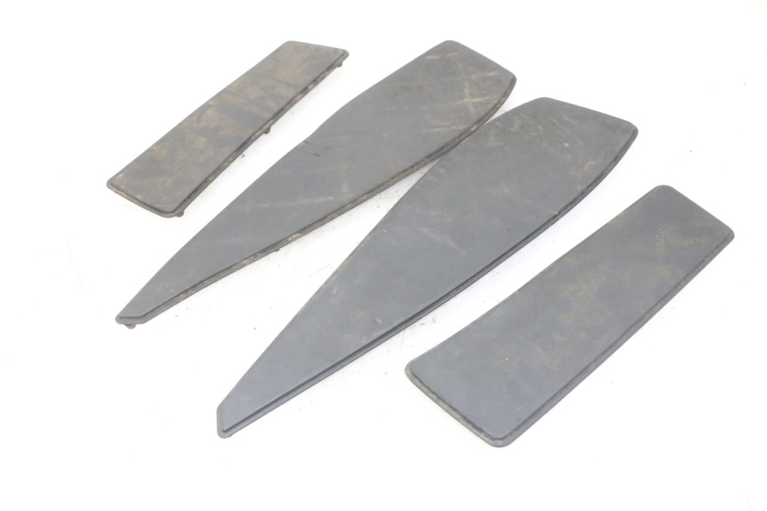 photo de FLOOR PANEL RUBBER PEUGEOT SATELIS 125 (2013 - 2018) - Main view