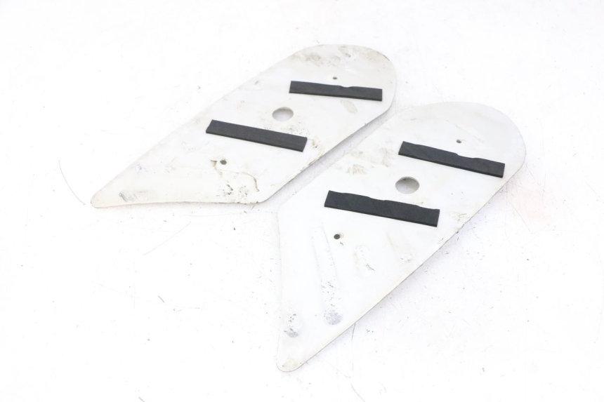 photo de FLOOR PANEL RUBBER PEUGEOT STREETZONE I 2T 50 (2018 - 2020) - Alternative perspective