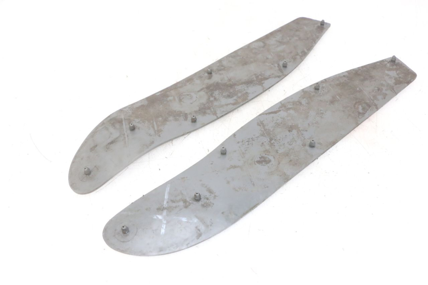 photo de FLOOR PANEL RUBBER APRILIA RALLY AC 50 (1995 - 2004) - Alternative perspective