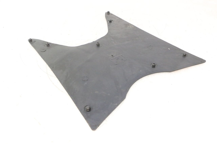 photo de FLOOR PANEL RUBBER TNT MOTOR ROMA 12' 2T 50 (2007 - 2018) - Zoom on usage condition