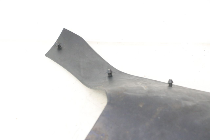photo de FLOOR PANEL RUBBER DAELIM S2 125 (2006 - 2007) - Zoom on usage condition