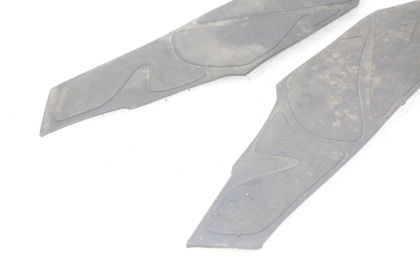 photo de FOOTBOARD MAT DAELIM S3 125 (2010 - 2017) - Alternative perspective