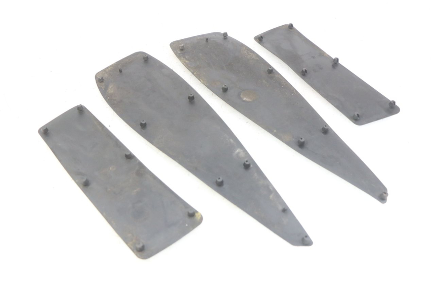 photo de FOOTBOARD MAT PEUGEOT SATELIS 125 (2010 - 2012) - Component detail