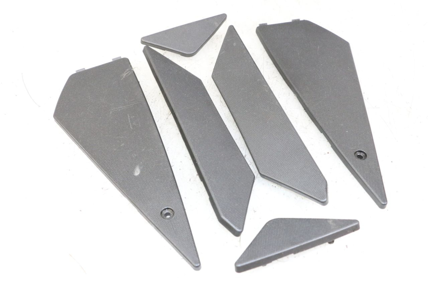 photo de FLOOR PANEL RUBBER APRILIA SR MOTARD 50 (2012 - 2018) - Main view