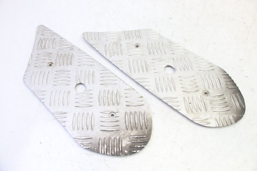 photo de FLOOR PANEL RUBBER PEUGEOT STREETZONE I 2T 50 (2018 - 2020) - Main view