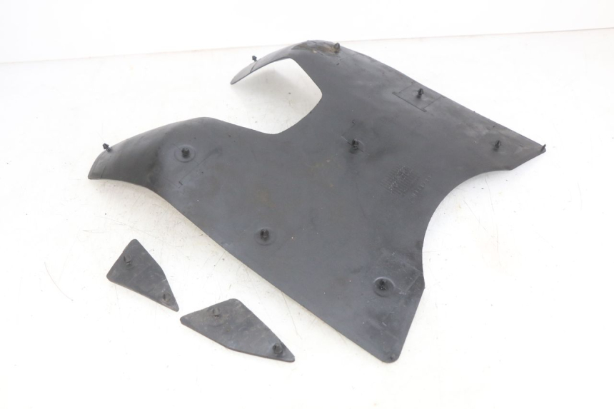 photo de FOOTBOARD MAT PEUGEOT SV 125 (1991 - 1994) - Component detail