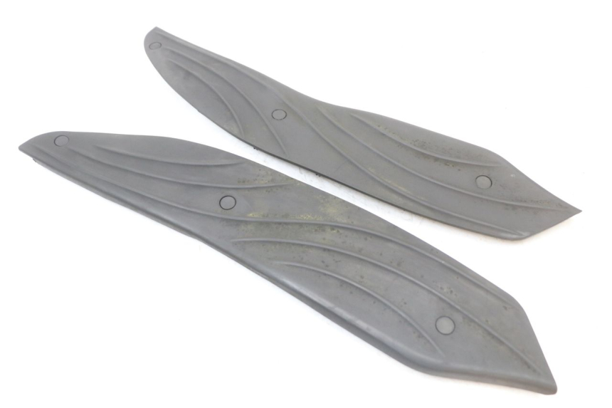 photo de FOOTBOARD MAT PIAGGIO X10 125 (2012 - 2017) - Component detail