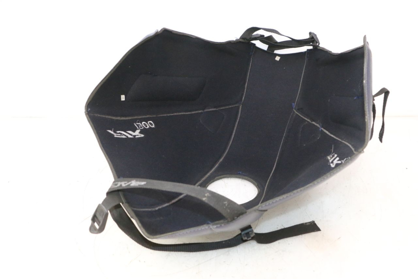 photo de FUEL TANK COVER YAMAHA FJR 1300 (2001 - 2005) - Component detail