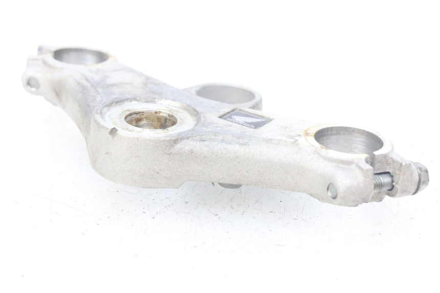 photo de YOKES FORK HONDA CBR R 125 (2003 - 2006) - Zoom on usage condition