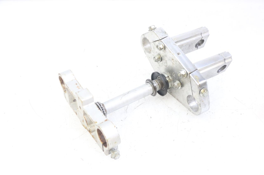 photo de YOKES FORK CCR DIRT BIKE 110 - Fixing points details