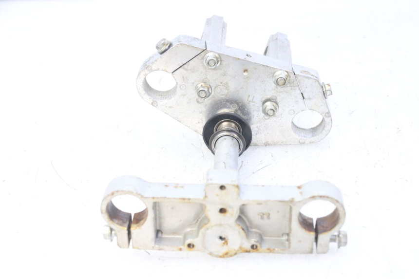 photo de YOKES FORK CCR DIRT BIKE 110 - Surface and material condition