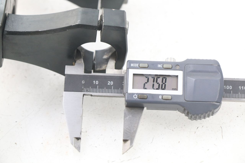 photo de YOKES FORK CRZ DIRTBIKE 140 - Zoom on usage condition