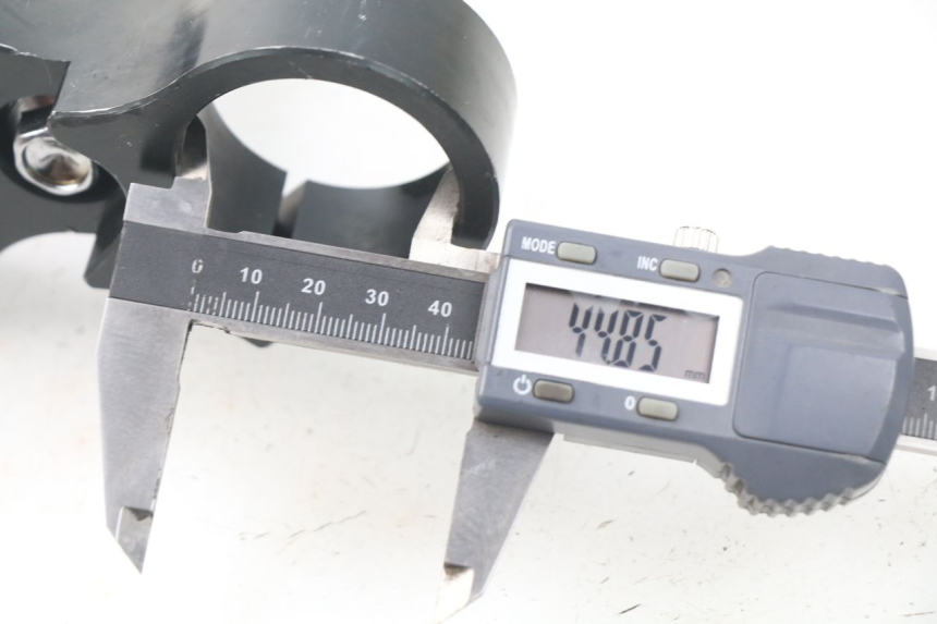 photo de YOKES FORK CRZ DIRTBIKE 140 - Alternative perspective