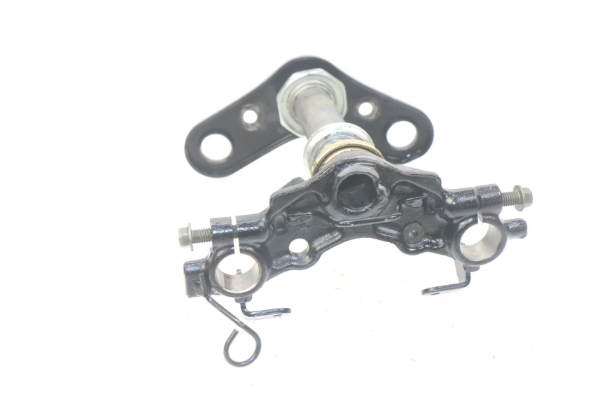 photo de FORK HEAD YAMAHA PW 50 (1984 - 2025) - Technical close-up