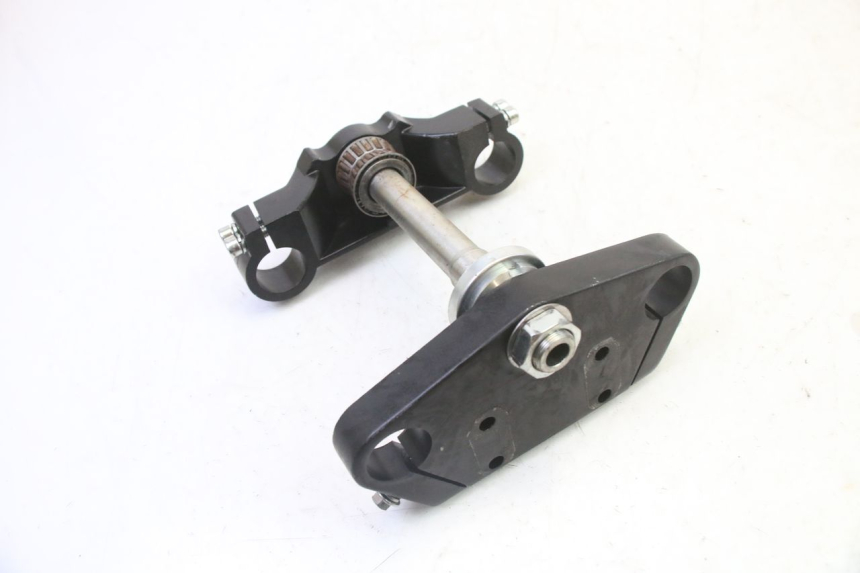 photo de FORK HEAD APOLLO RFZ 125 - Technical close-up