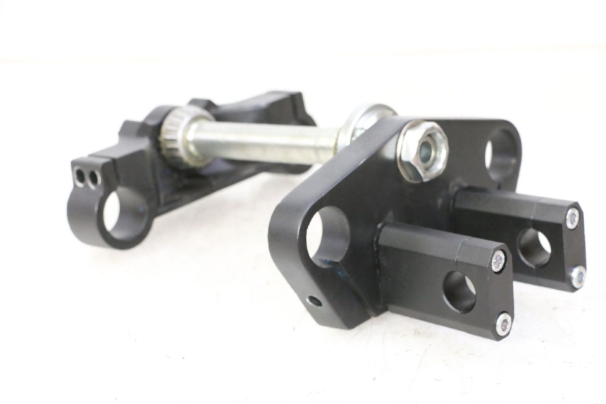 photo de FORK HEAD APOLLO RFZ 125 - Technical close-up