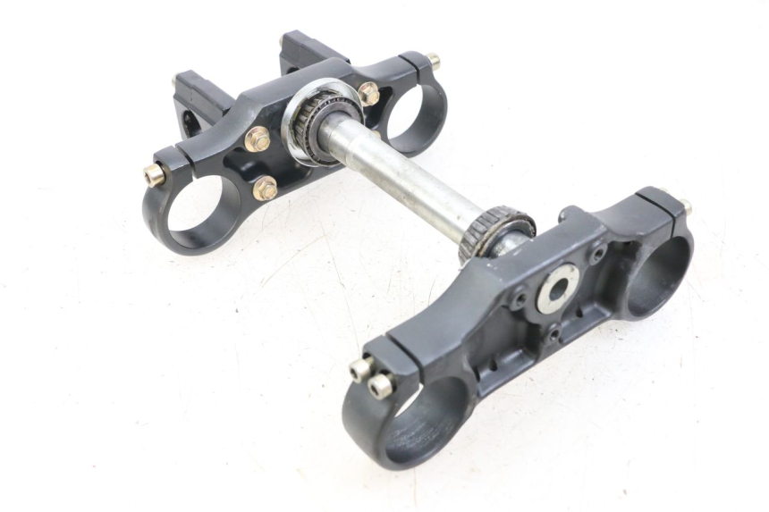 photo de YOKES FORK APOLLO RFZ 140 - Surface and material condition