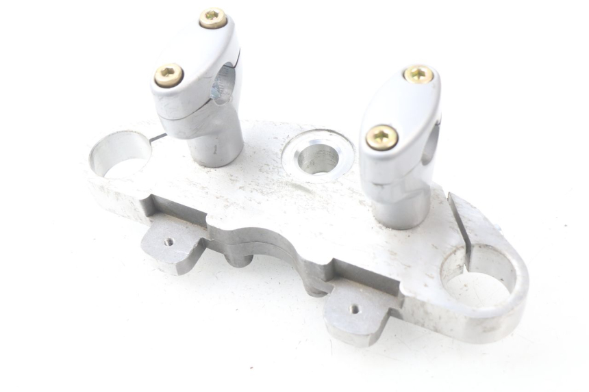 photo de UPPER FORK YOKE HYOSUNG AQUILA GV 125 (2009 - 2016) - Main view