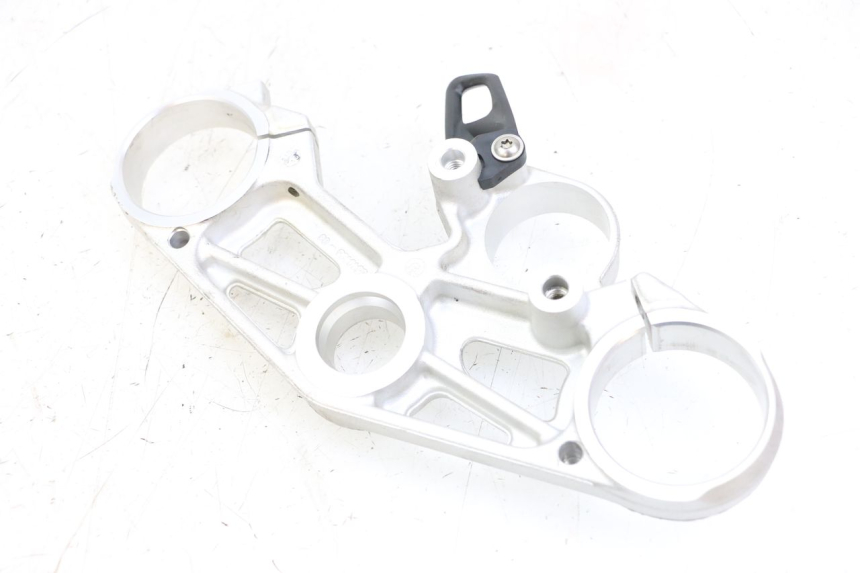 photo de UPPER FORK YOKE BMW S RR ABS S1000RR 1000 (2015 - 2018) - Zoom on usage condition