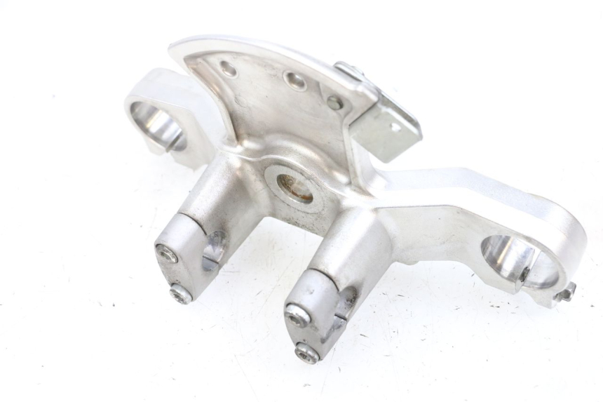 photo de UPPER FORK YOKE SUZUKI BURGMAN 650 (2013 - 2020) - Product overview