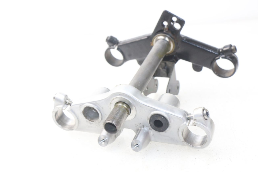 photo de UPPER TRIPLE CLAMP HONDA CA REBEL 125 (1995 - 2001) - Surface and material condition