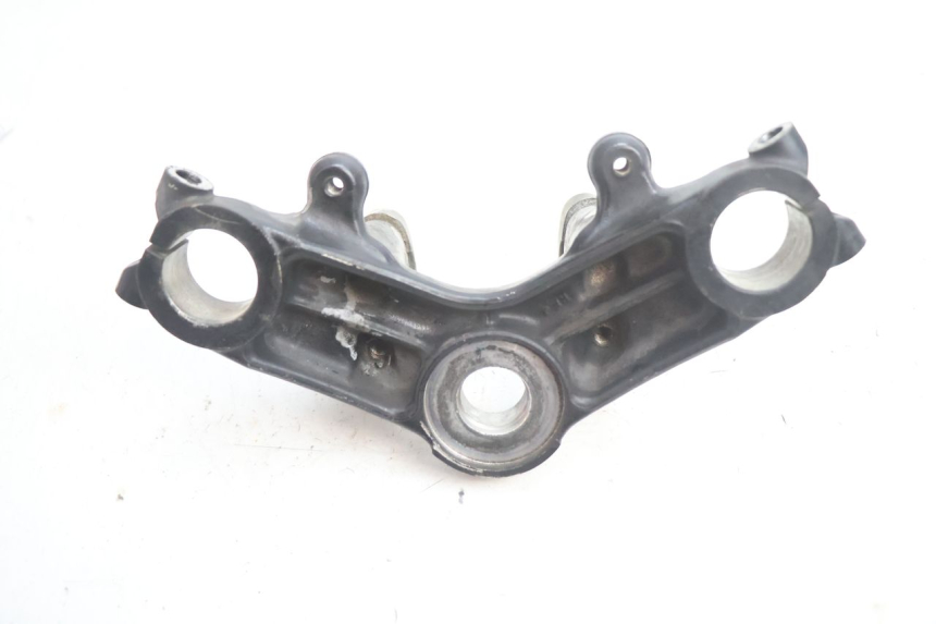 photo de UPPER FORK YOKE HONDA CB TWO FIFTY 250 (1991 - 2002) - Additional view of the item