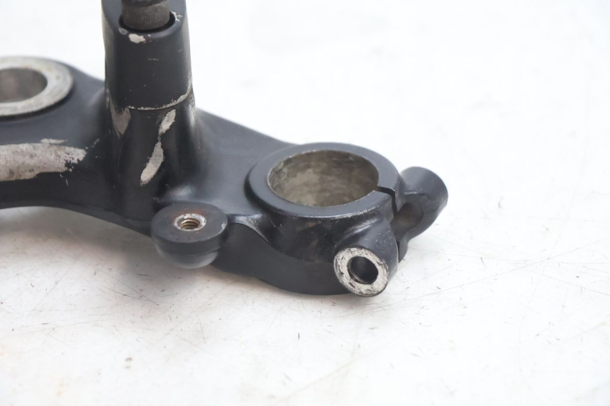 photo de UPPER FORK YOKE HONDA CB TWO FIFTY 250 (1991 - 2002) - Checked used part