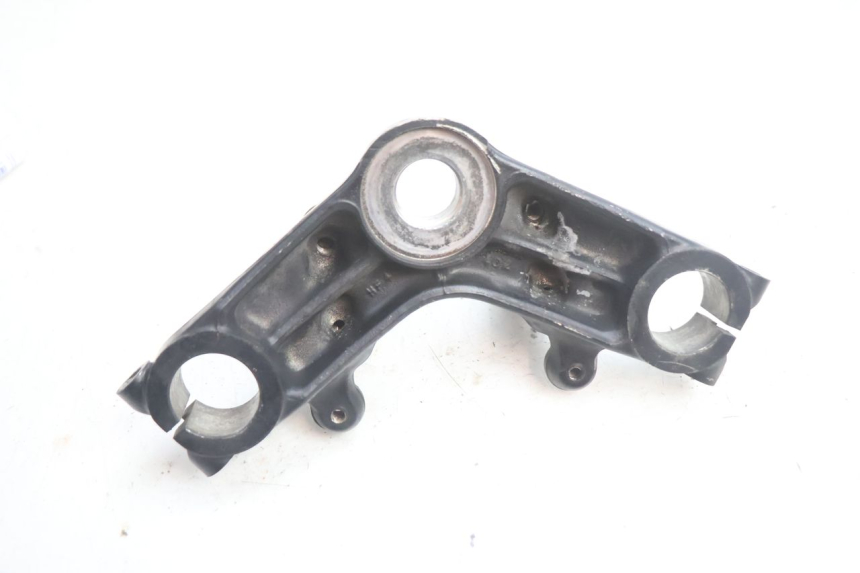 photo de UPPER FORK YOKE HONDA CB TWO FIFTY 250 (1991 - 2002) - Markings and original references