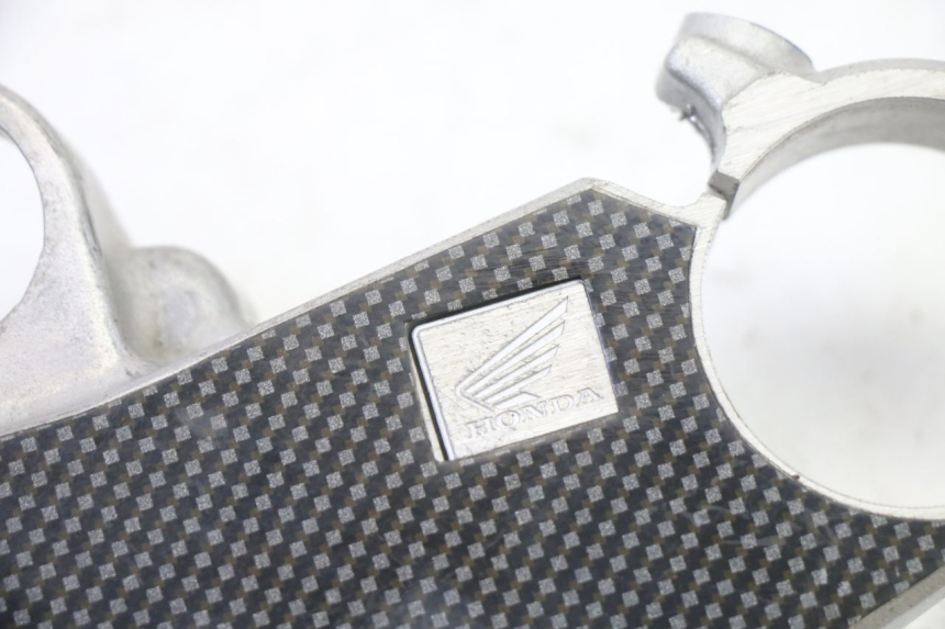 photo de UPPER FORK YOKE HONDA CBR RR FIREBLADE 900 (1992 - 1994) - Component detail