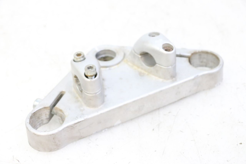 photo de UPPER FORK YOKE APRILIA CLASSIC 125 (1995 - 2001) - Technical close-up