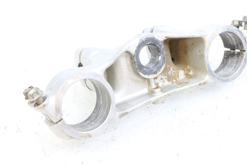 photo de UPPER FORK YOKE HONDA CR 125 (1989 - 1991) - Technical close-up