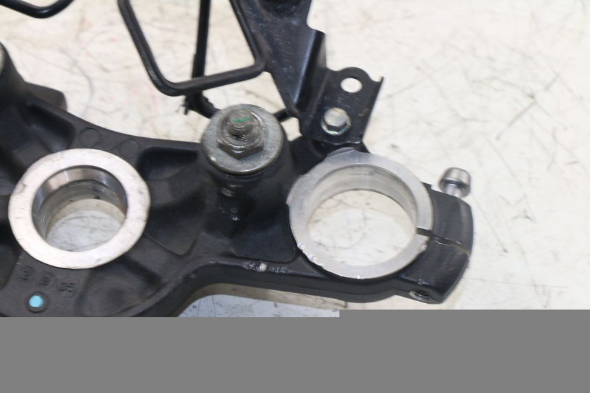 photo de UPPER FORK YOKE KAWASAKI ER-6 ER6 F 650 (2009 - 2011) - Component detail
