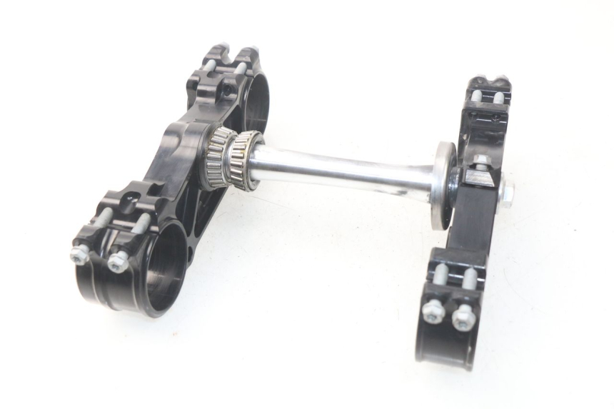 photo de UPPER FORK YOKE HUSQVARNA FC 350 (2019 - 2022) - Fixing points details