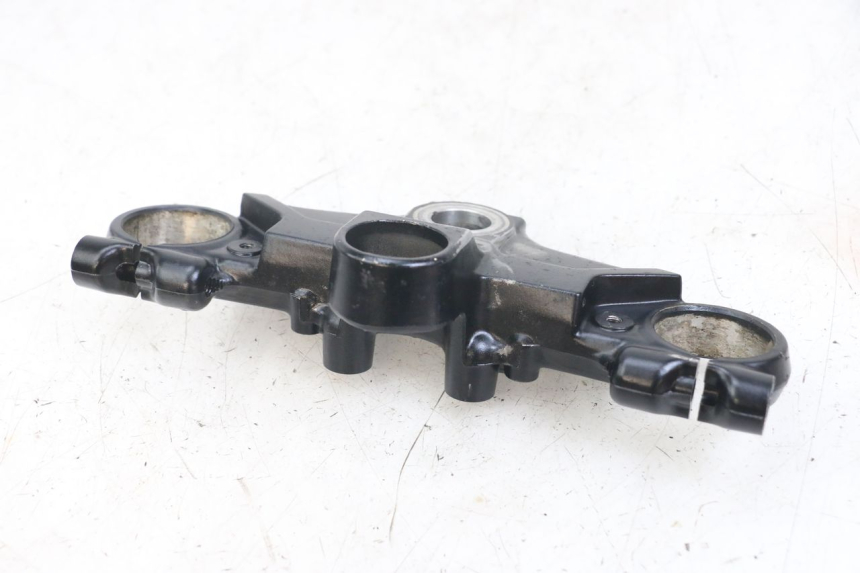 photo de UPPER TRIPLE CLAMP YAMAHA FJ 3CX 1200 (1986 - 1996) - Technical close-up
