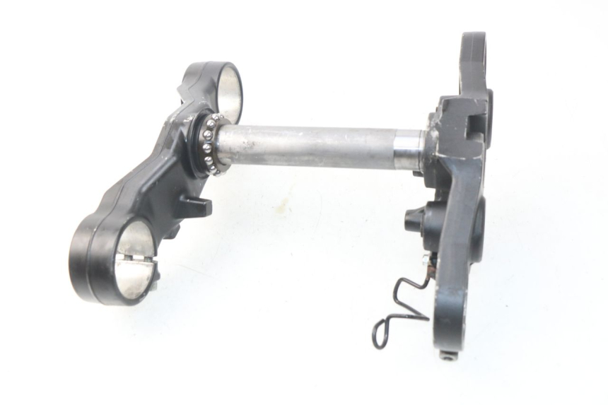 photo de UPPER FORK YOKE YAMAHA FZ8 800 (2010 - 2016) - Fixing points details