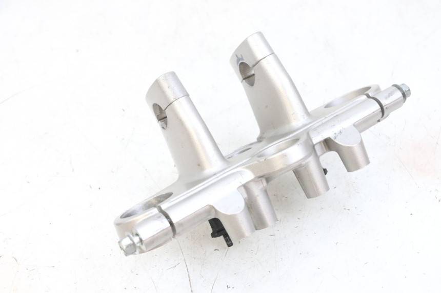 photo de UPPER FORK YOKE SUZUKI GSF N BANDIT 600 (1996 - 1999) - Product overview