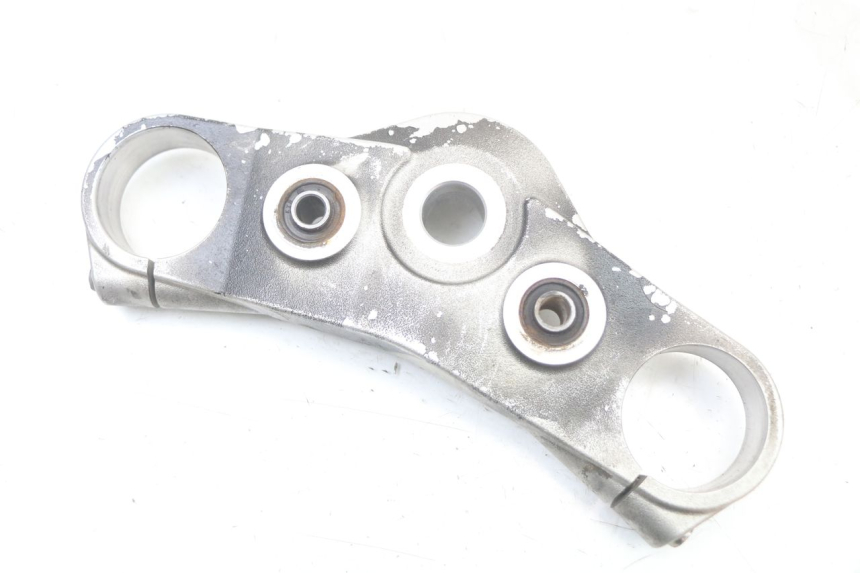 photo de UPPER FORK YOKE SUZUKI GSR 750 (2011 - 2017) - Component detail