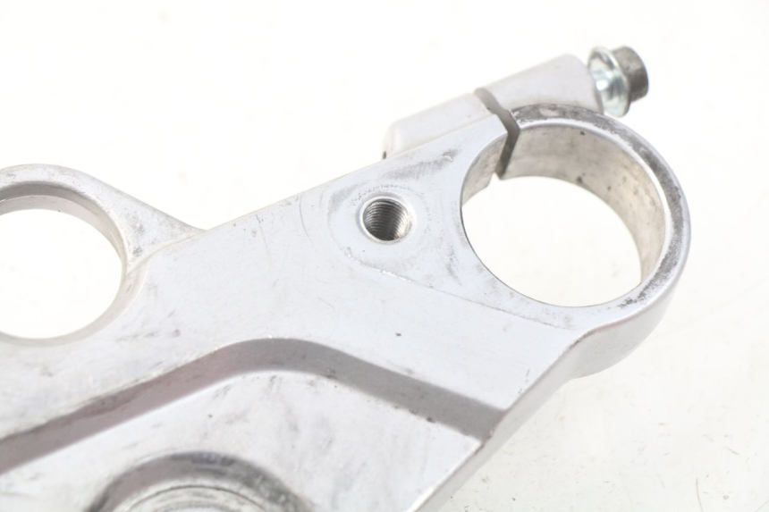 photo de UPPER FORK YOKE SUZUKI GSX-F GSXF 600 (1998 - 2004) - Fixing points details