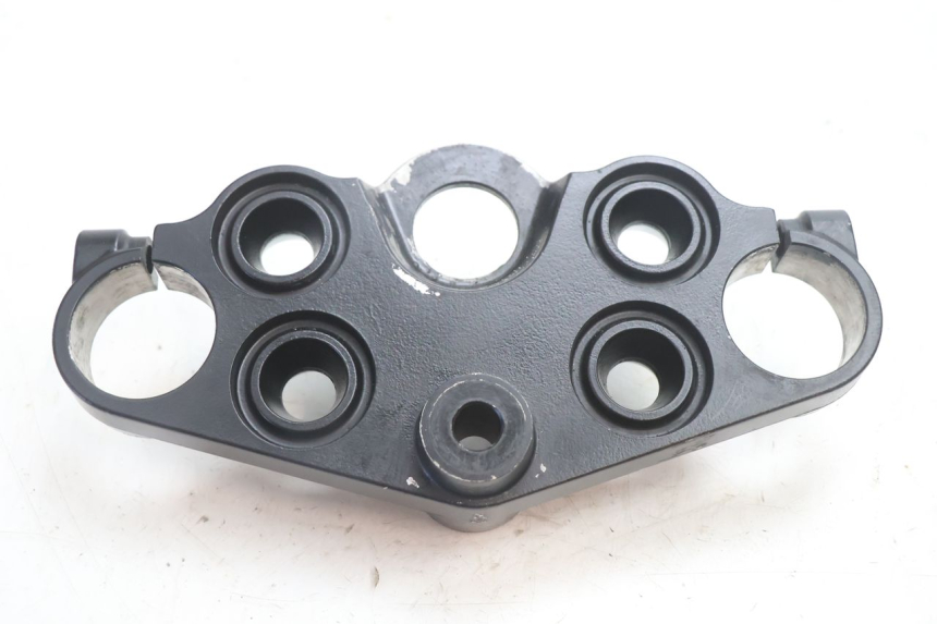 photo de UPPER FORK YOKE SUZUKI GSX F GSXF 750 (1988 - 1998) - Alternative perspective