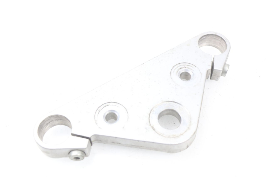 photo de UPPER FORK YOKE HONDA VT C SHADOW 125 (1999 - 2007) - Zoom on usage condition