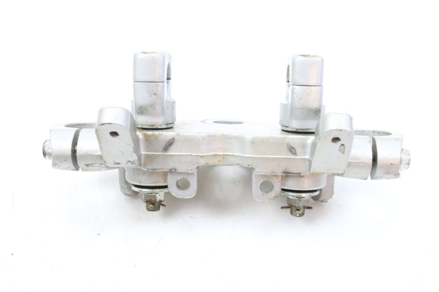 photo de UPPER TRIPLE CLAMP SYM HUSKY 125 (1999 - 2005) - Component detail
