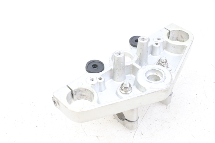 photo de UPPER FORK YOKE JINLUN JL HIGHLANDER 125 (2007 - 2015) - Technical close-up