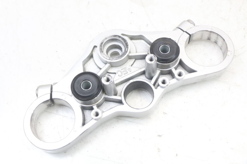 photo de UPPER FORK YOKE MASAI SCRAMBLER SPORT 125 (2021 - 2025) - Technical close-up
