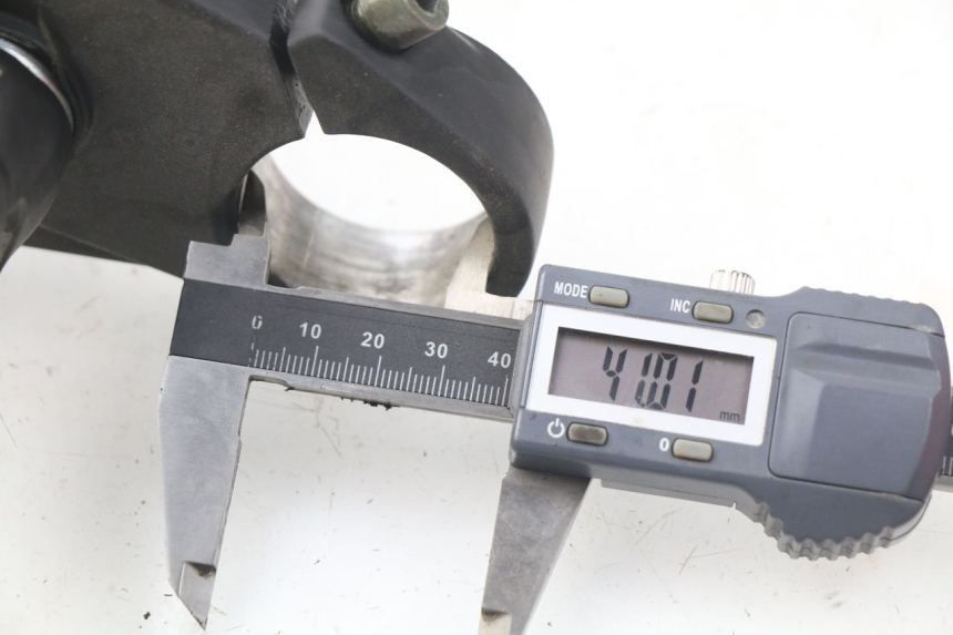 photo de UPPER FORK YOKE YAMASAKI MSX 50 (2013 - 2022) - Zoom on usage condition